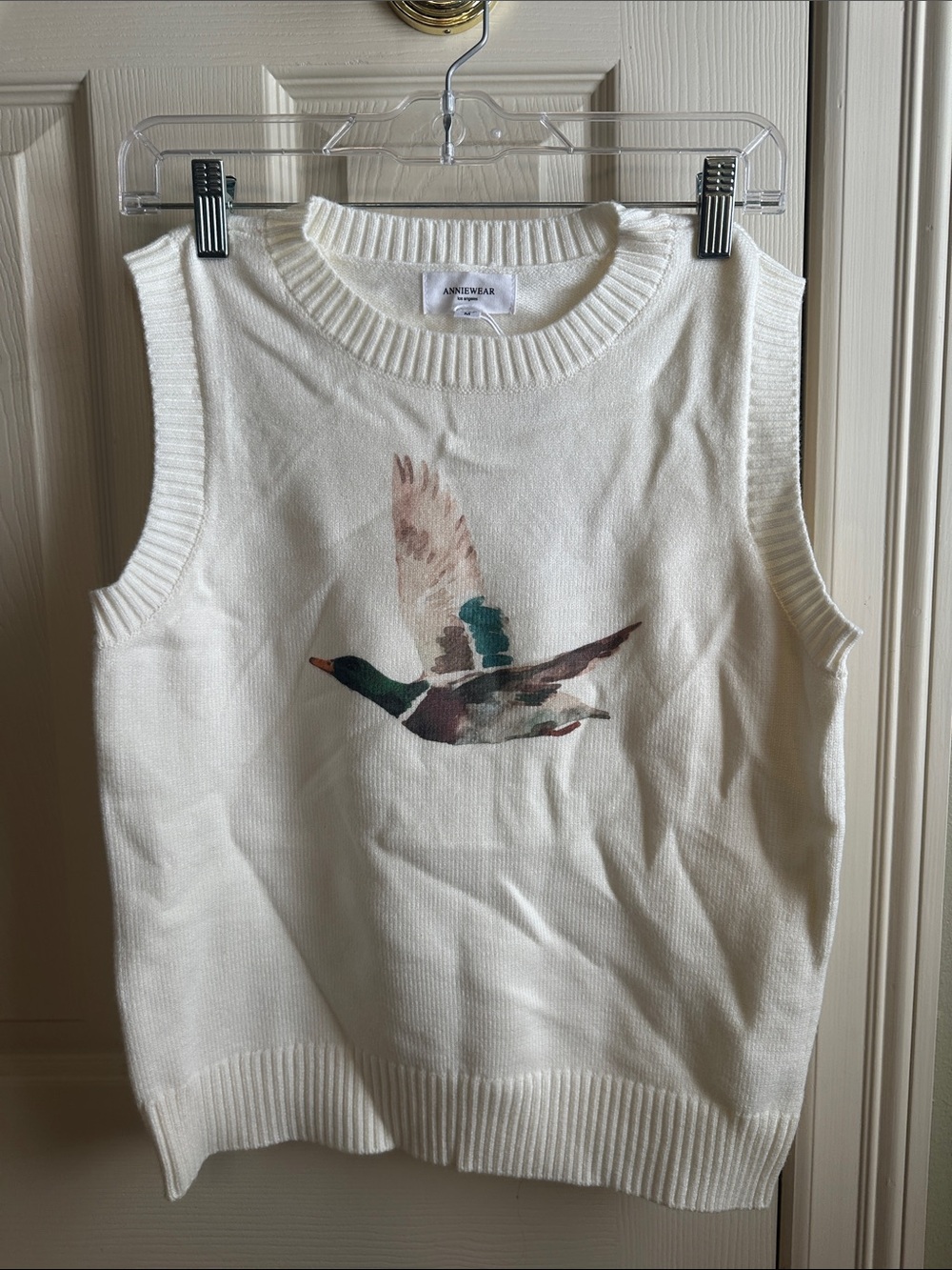 Anniewear Cream Sleeveless Knit Tank with Flying Duck Motif